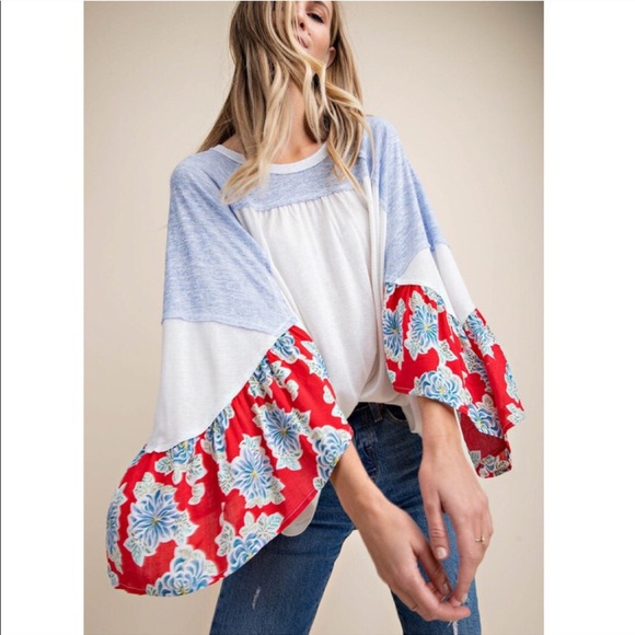 Boho Floral Sleeve Top - Picture 2 of 4